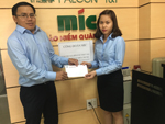 Công đoàn cơ sở MIC chia sẻ khó khăn với gia đình CBNV tại Quảng Bình
